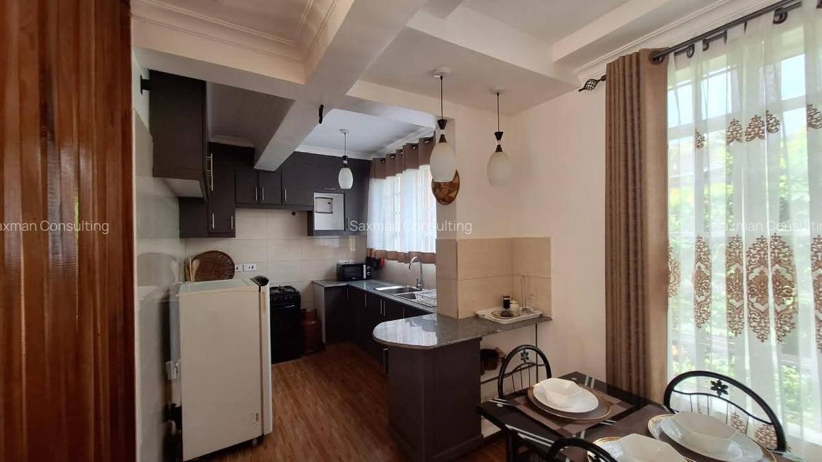 2 Bed House with Garden in Nyari - 8