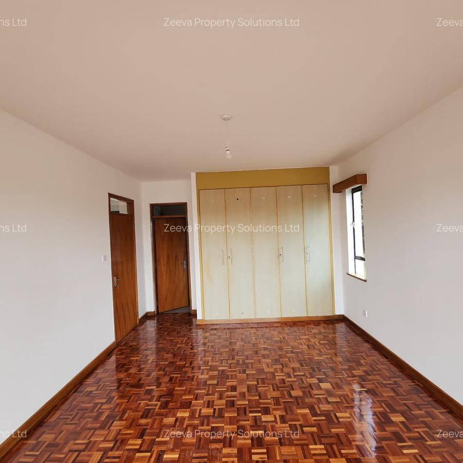 4 Bed Apartment with En Suite in Lavington - 16