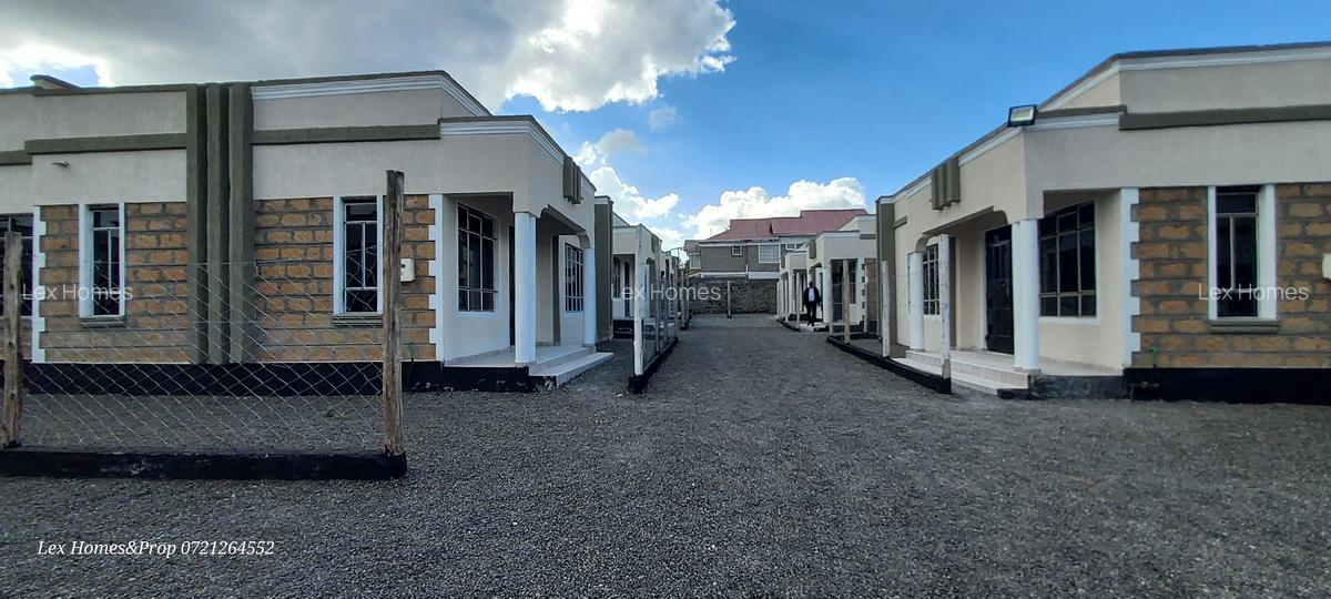 3 Bed House with En Suite at Rimpa - 1