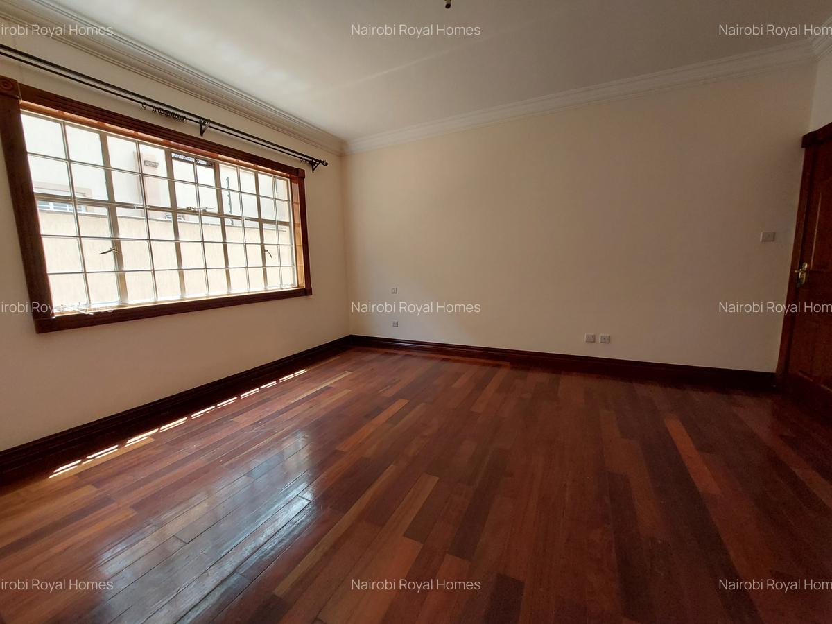4 Bed Townhouse with En Suite at Lavington Muthangari Drive - 16