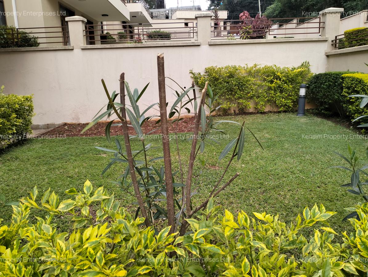 5 Bed Townhouse with En Suite in Lavington - 6