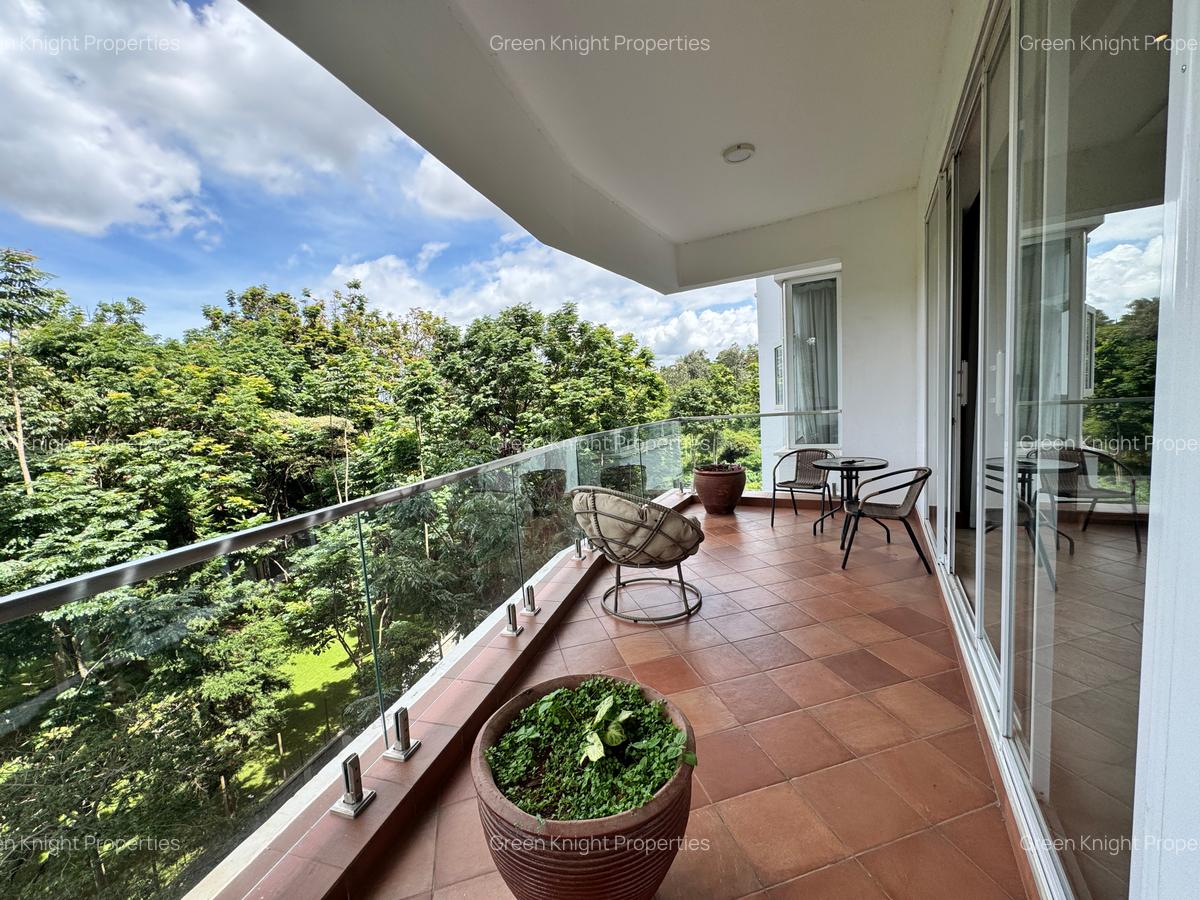 Serviced 2 Bed Apartment with En Suite in Parklands - 1