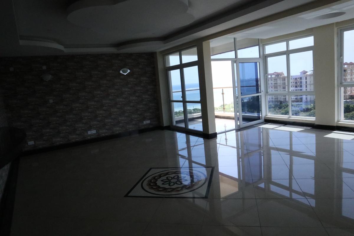 4 Bed Apartment with En Suite in Nyali Area - 11