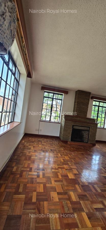 5 Bed Townhouse with En Suite at Lavington Green - 14