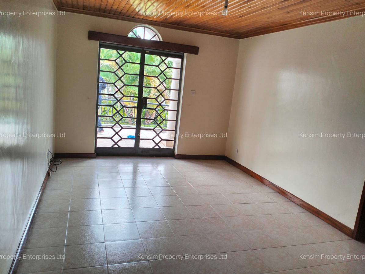 4 Bed Townhouse with En Suite in Westlands Area - 14