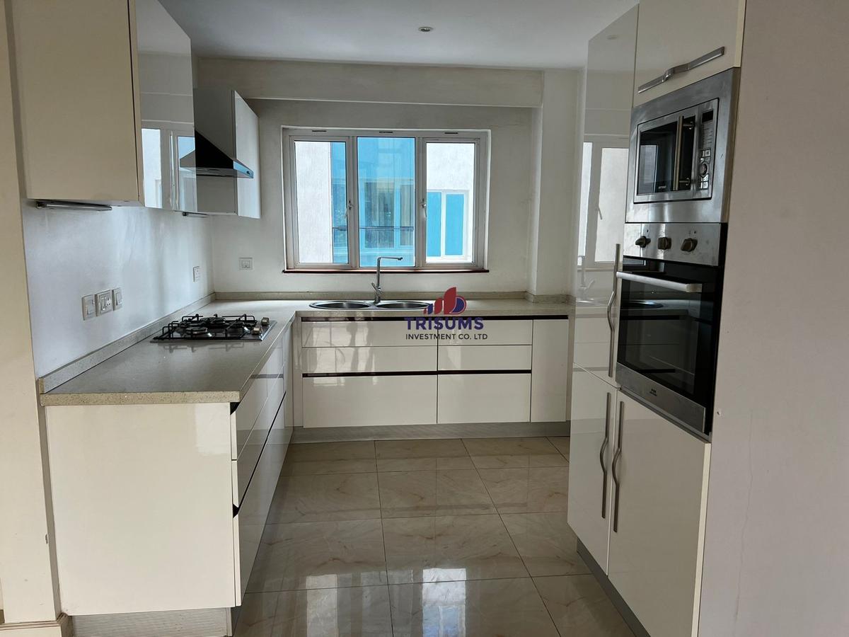 1 Bed Apartment with En Suite at Westland - 14