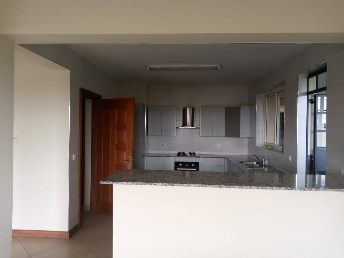 4 Bed Apartment with En Suite at 3Nd Parklands - 3