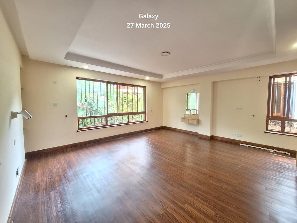 5 Bed Townhouse with En Suite at Shanzu Road - 14