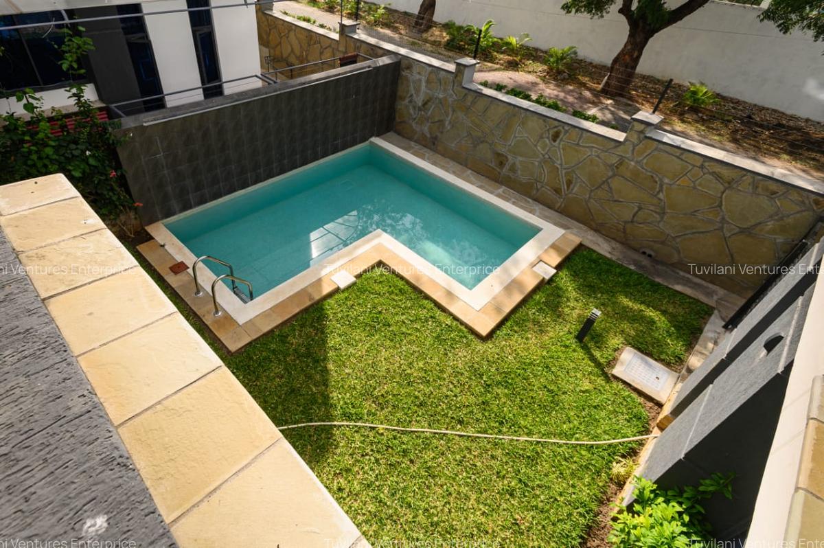 4 Bed Villa with En Suite at Nyali Mombasa - 3