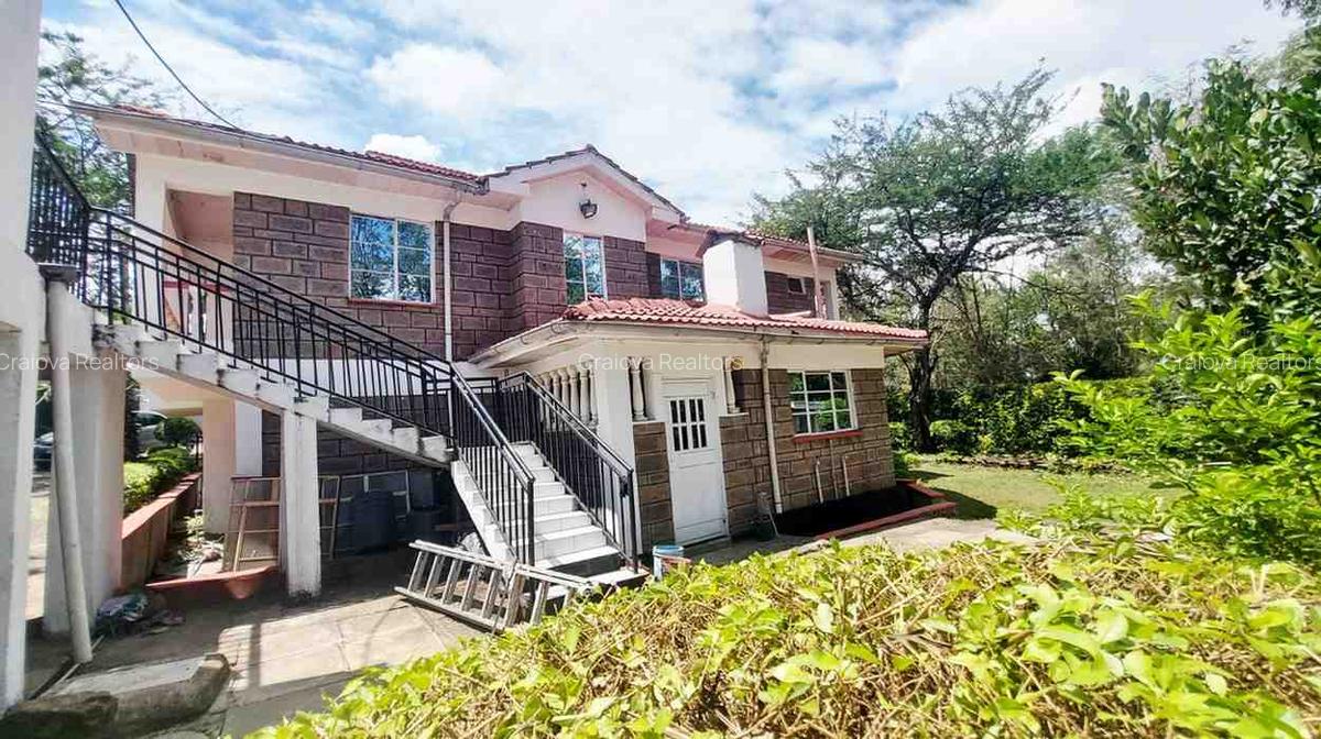 6 Bed Townhouse with En Suite at Rimpa - 11