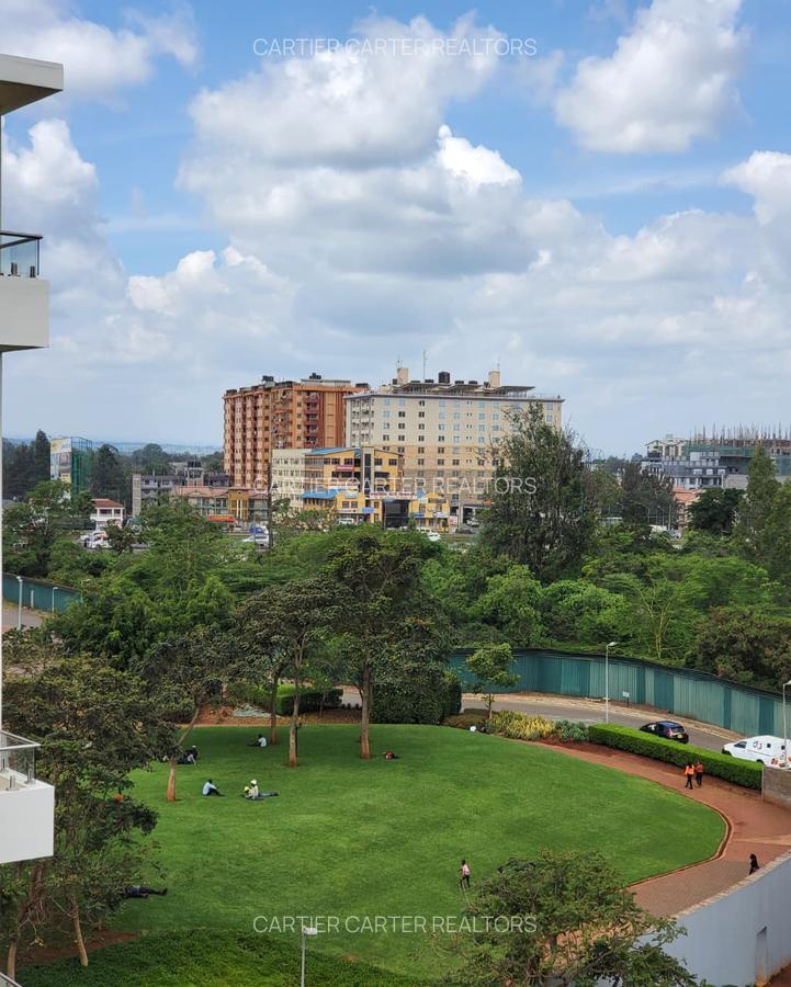 Serviced 2 Bed Apartment with En Suite in Garden Estate - 17