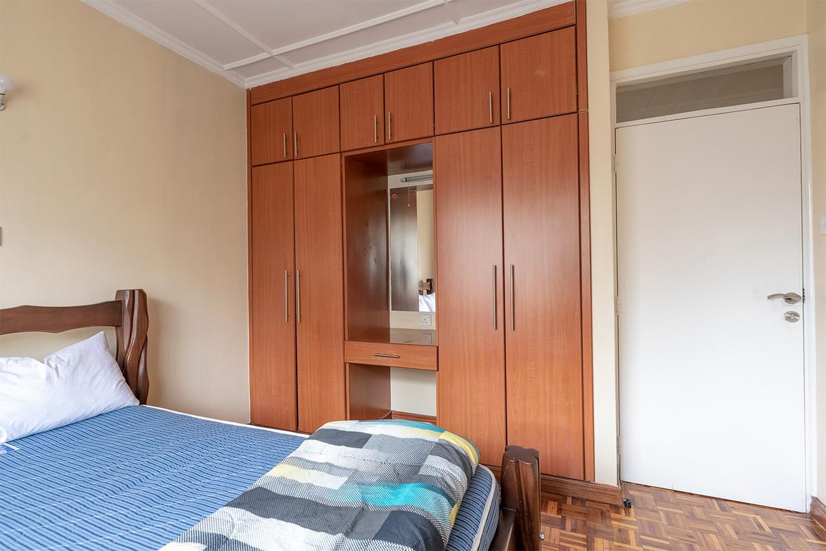 3 Bed Apartment with En Suite in Lavington - 12