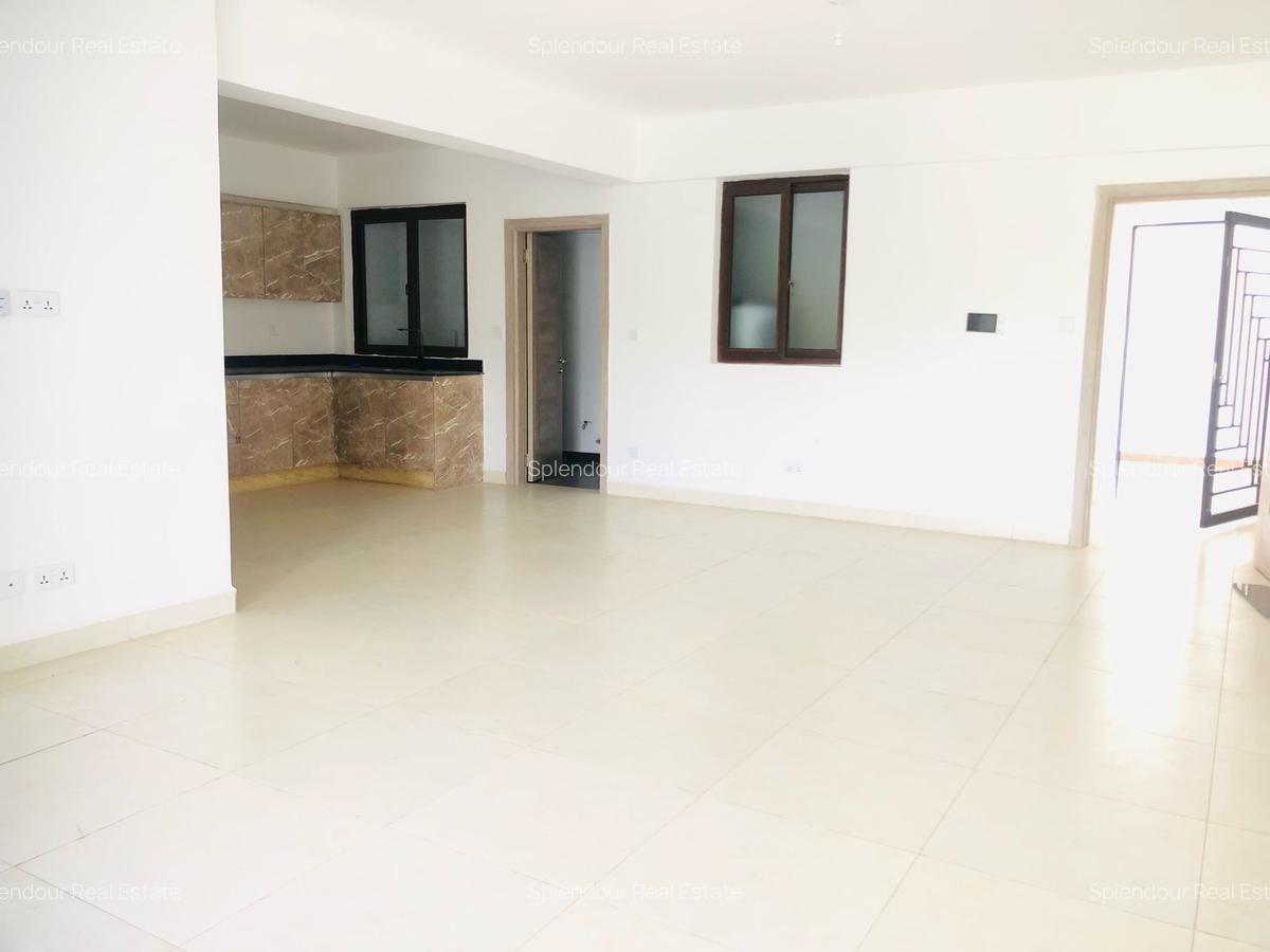 2 Bed Apartment with En Suite in Westlands Area - 18