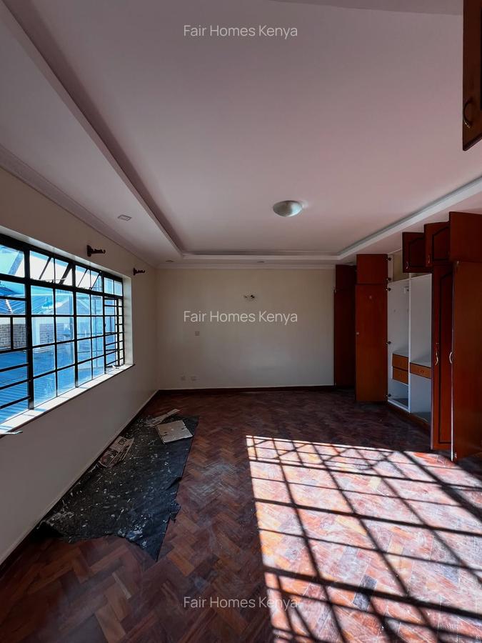 4 Bed Townhouse with En Suite at Amboseli Road - 12