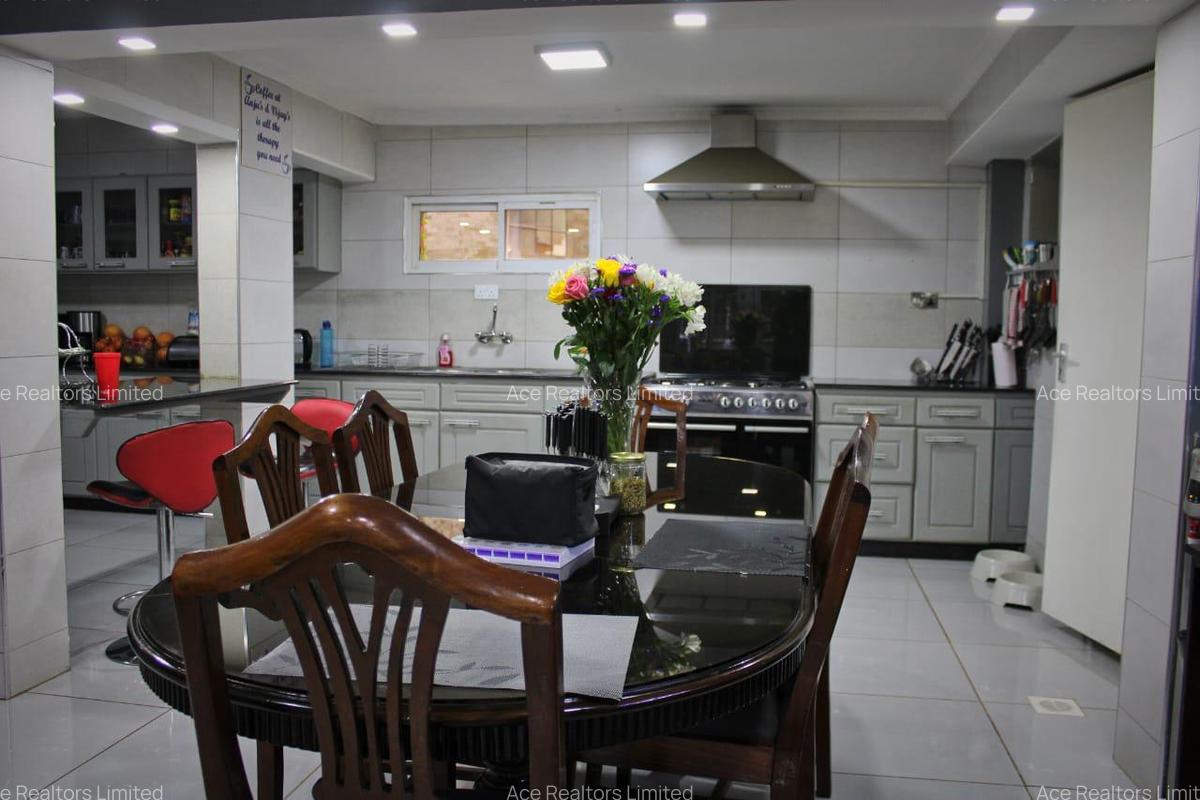 6 Bed Townhouse with En Suite at Karuna Close Nairobi - 3