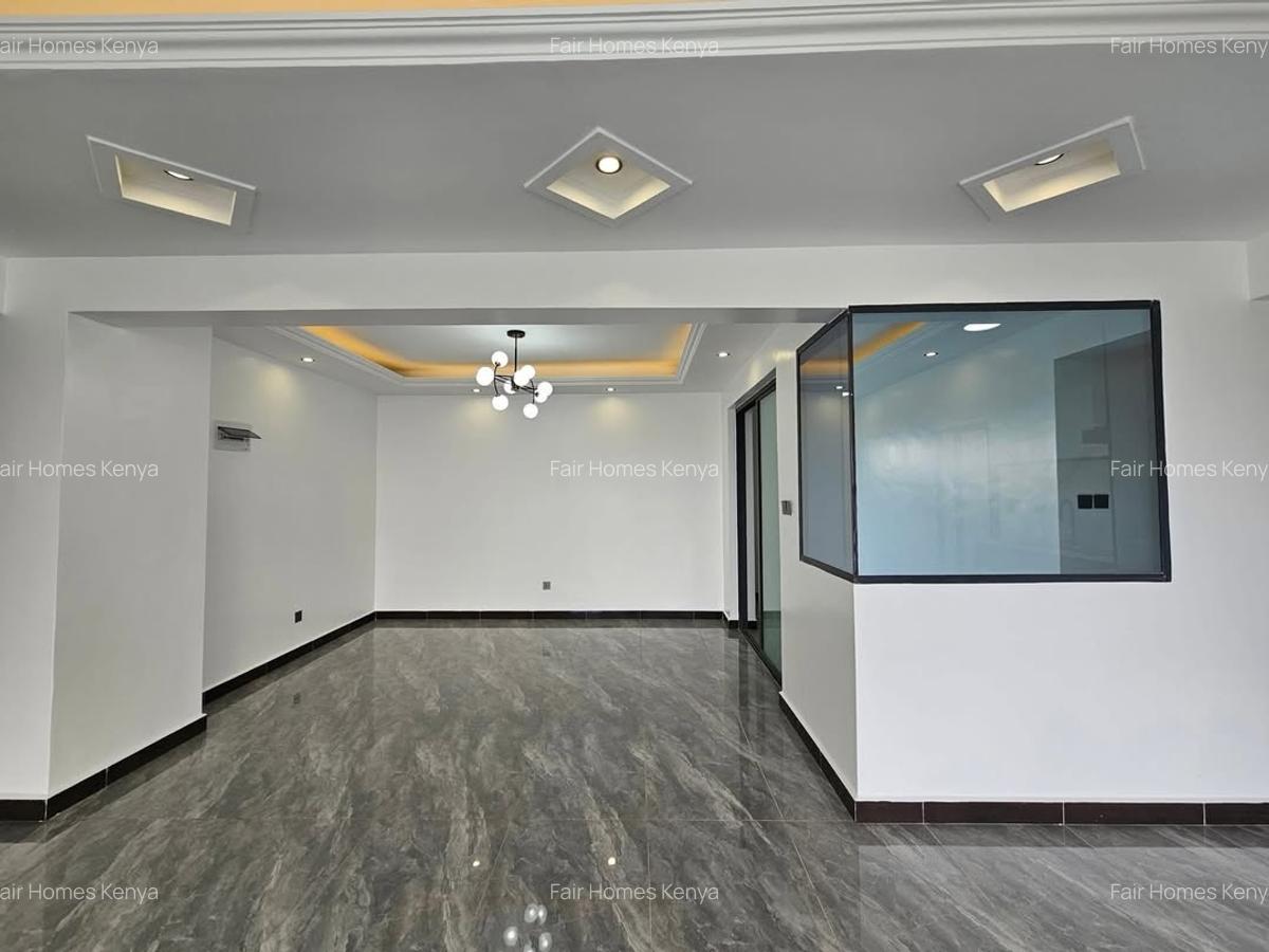 4 Bed Apartment with En Suite at Valley Arcade - 4