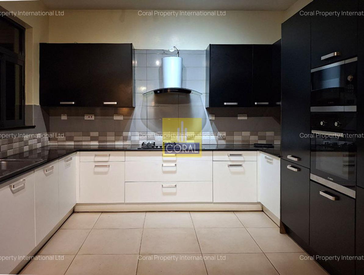 3 Bed Apartment with Lift in Parklands - 4