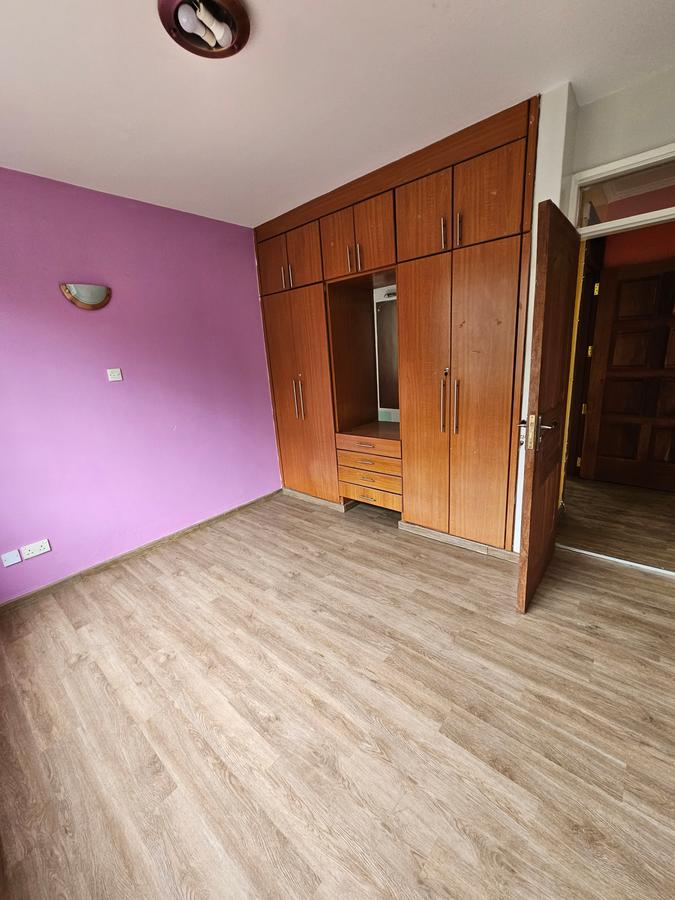 3 Bed Apartment with En Suite at Lavington - 10