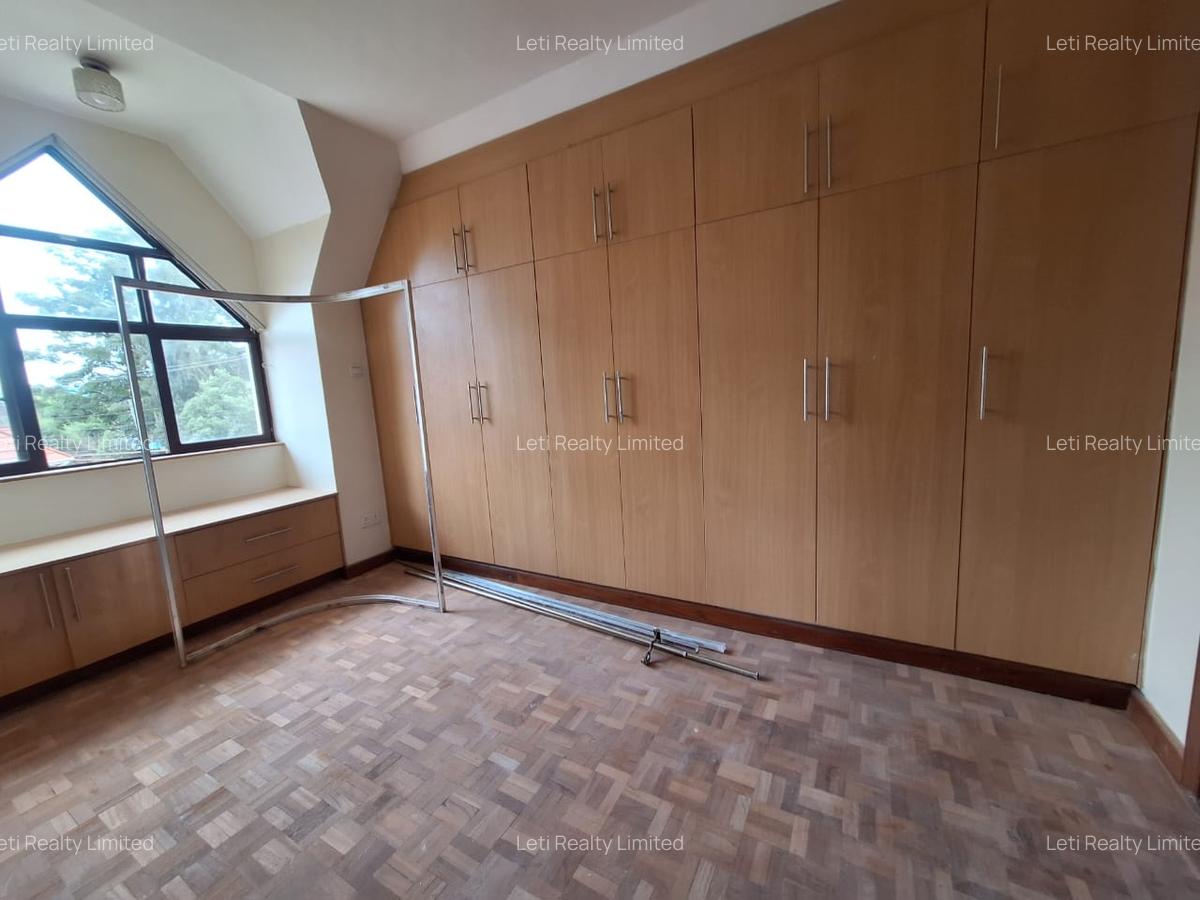 4 Bed Townhouse with En Suite in Kileleshwa - 11