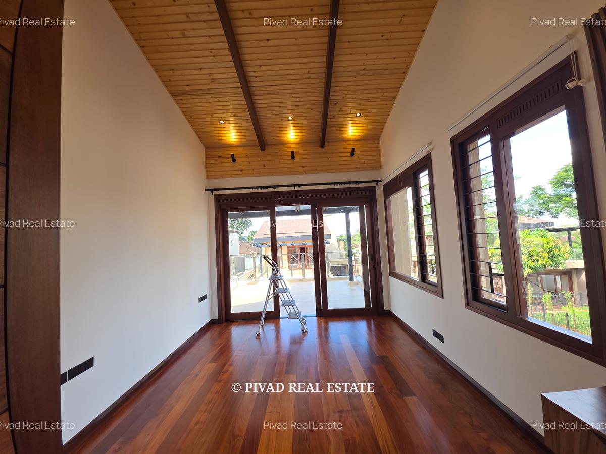 4 Bed House with Garden in Runda - 7