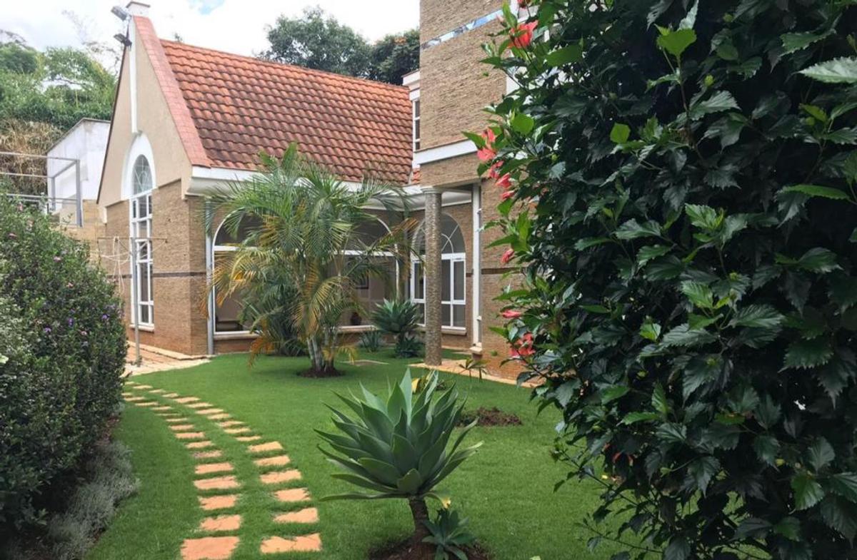 6 Bed Townhouse with En Suite in Muthaiga - 16