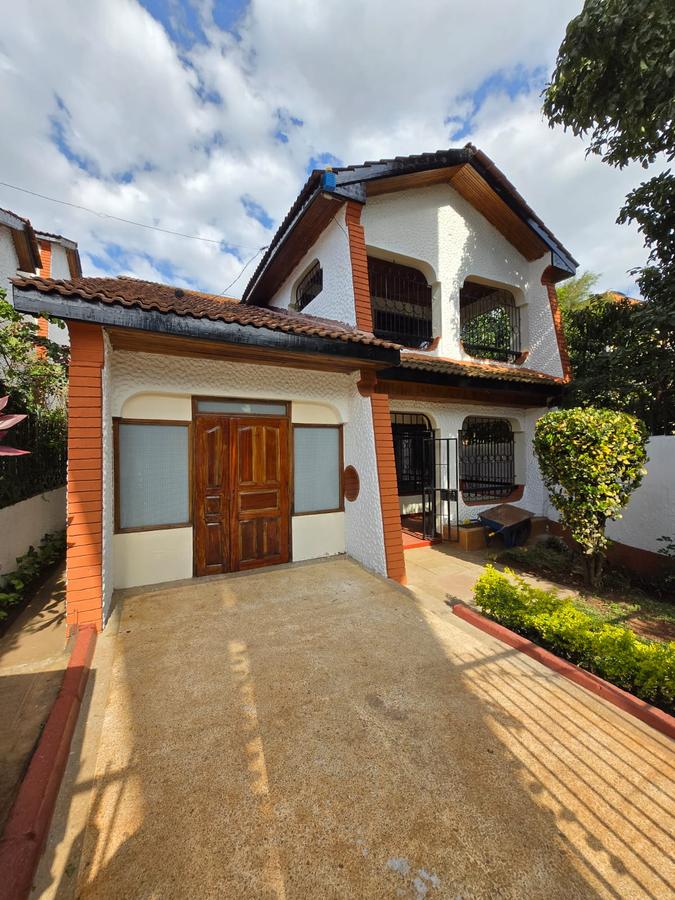 5 Bed House with En Suite at Ring Road - 1