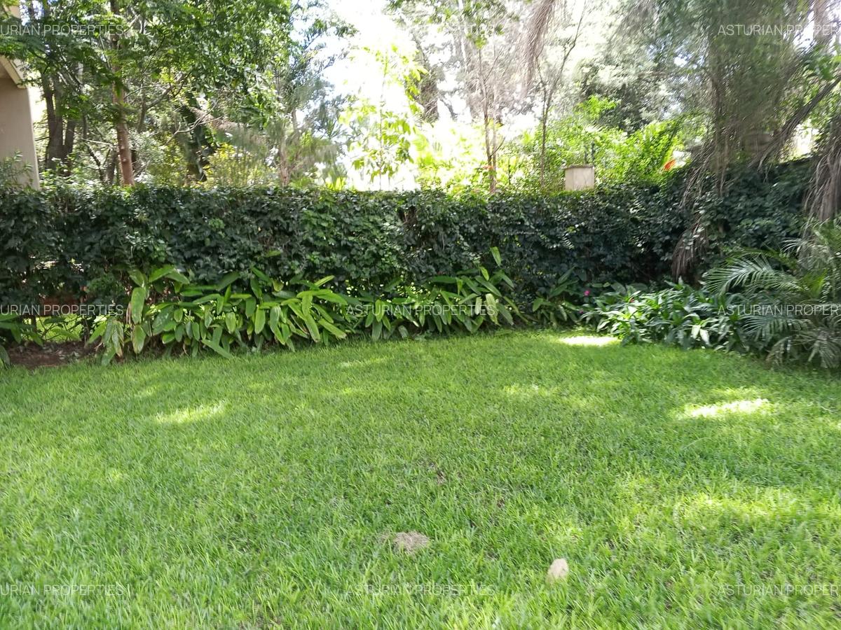 5 Bed Townhouse with En Suite in Lavington - 5