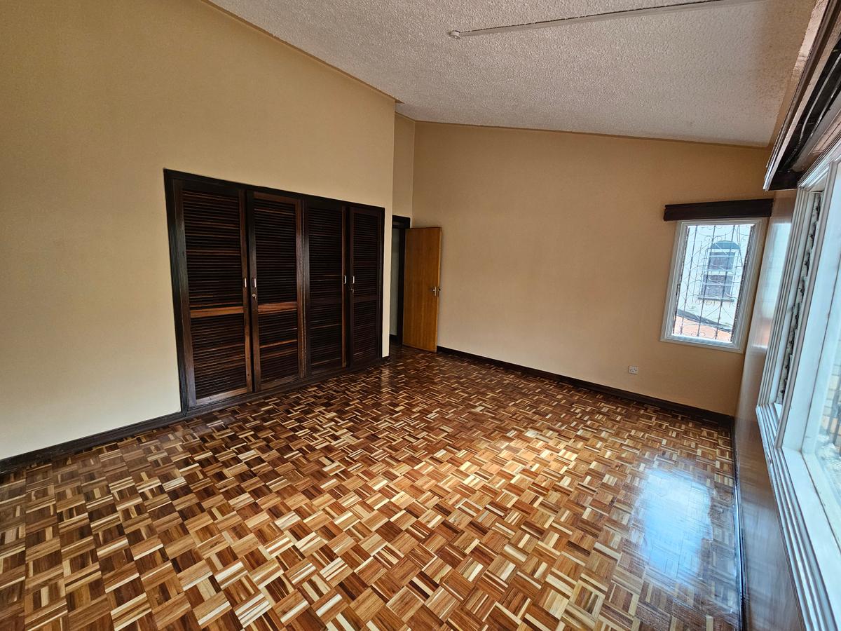 3 Bed Townhouse with En Suite in Westlands Area - 15