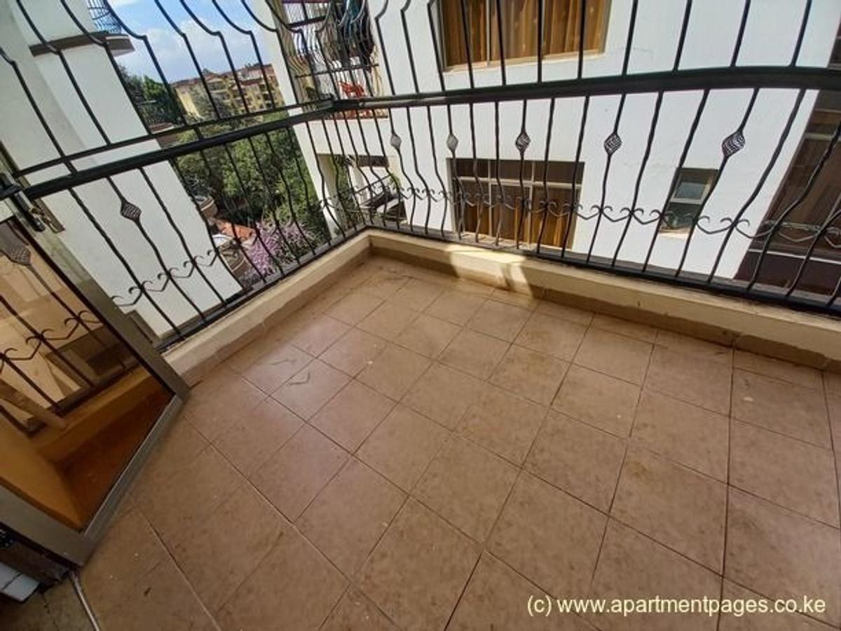 3 Bed Apartment with En Suite in Lavington - 2