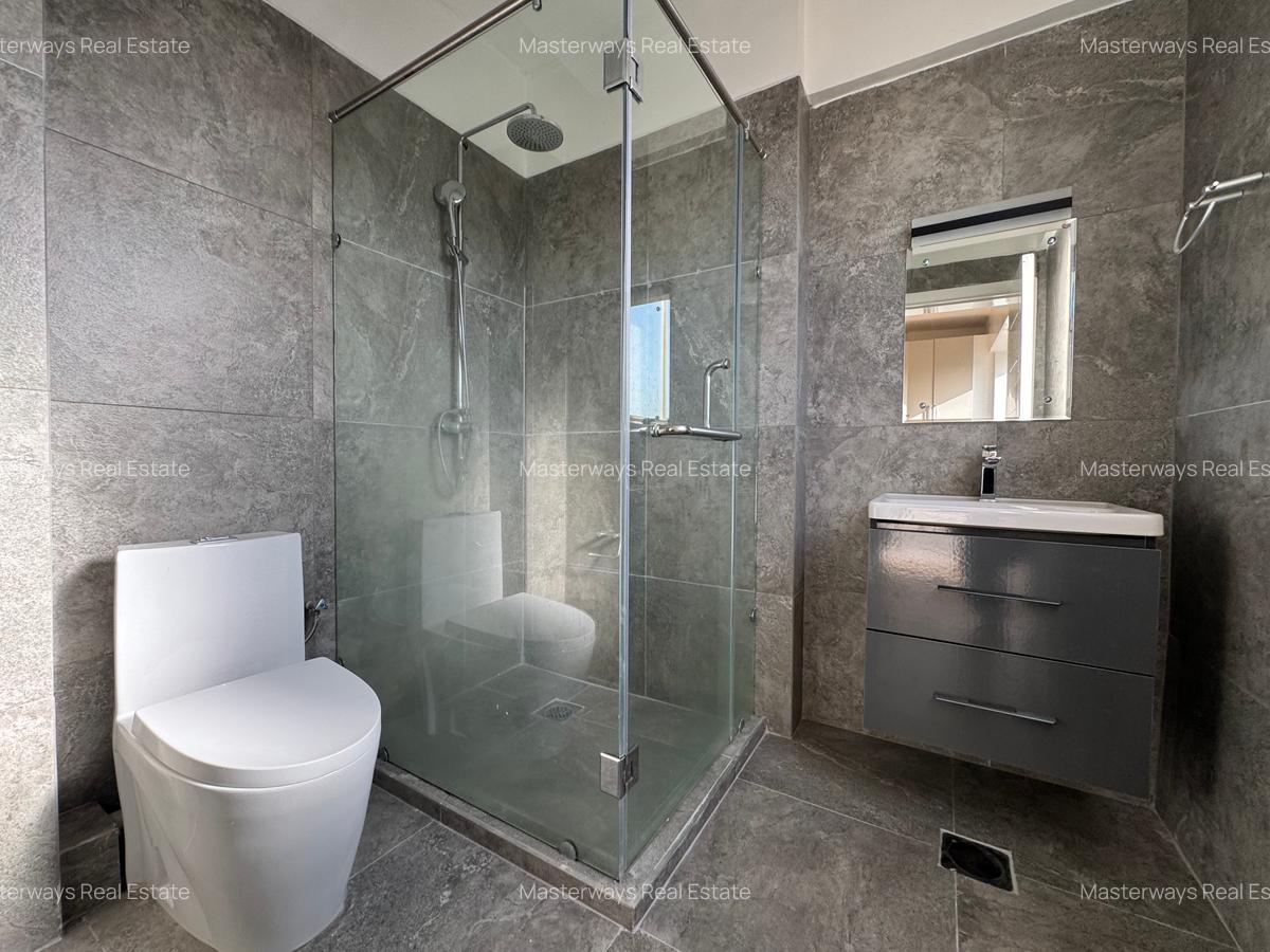 4 Bed Apartment with En Suite in Lavington - 14