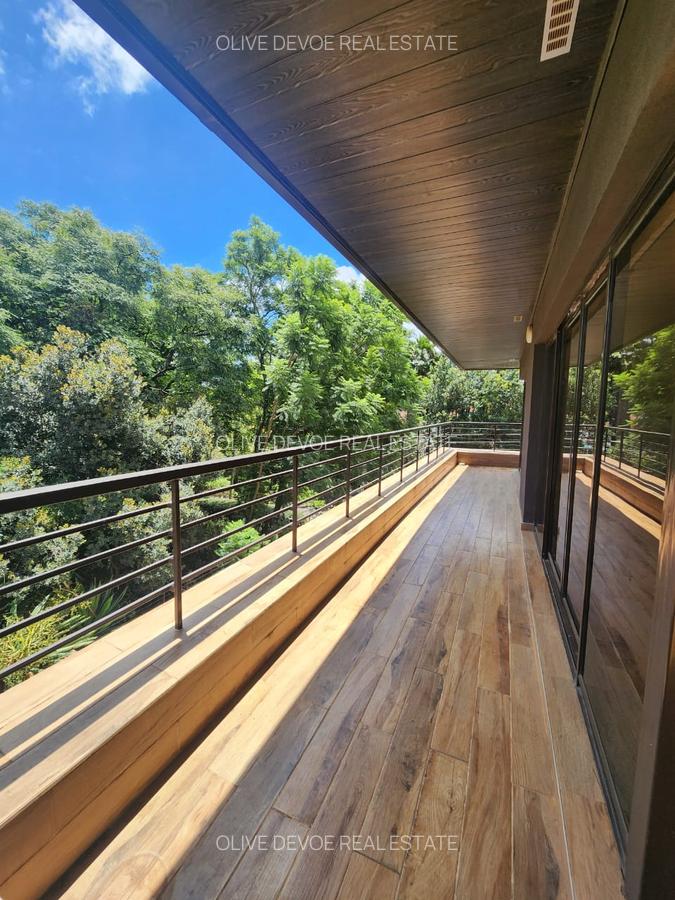 5 Bed Townhouse with En Suite in Kileleshwa - 11