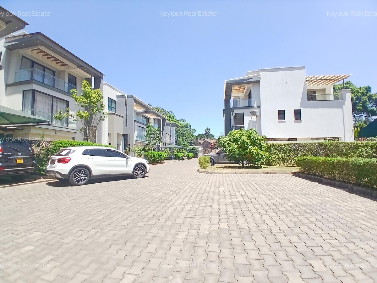 4 Bed Townhouse with En Suite at Lavington Green - 1