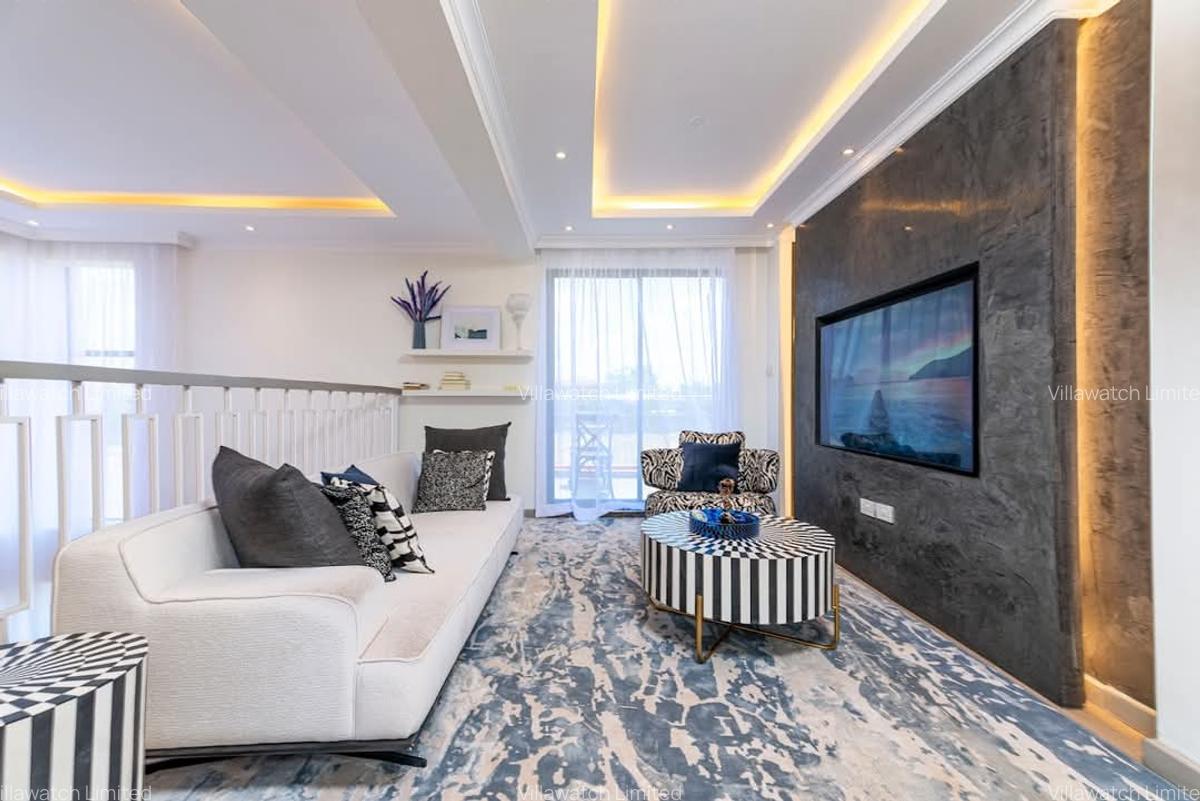 4 Bed Townhouse with En Suite in Membley - 6