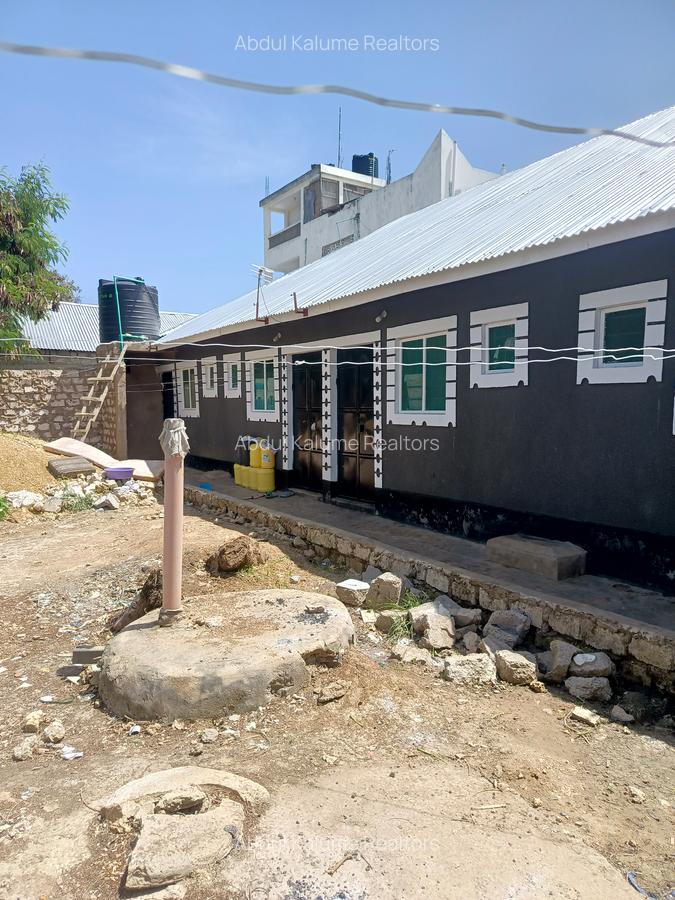 8 Bed House with Borehole at Bamburi - 5