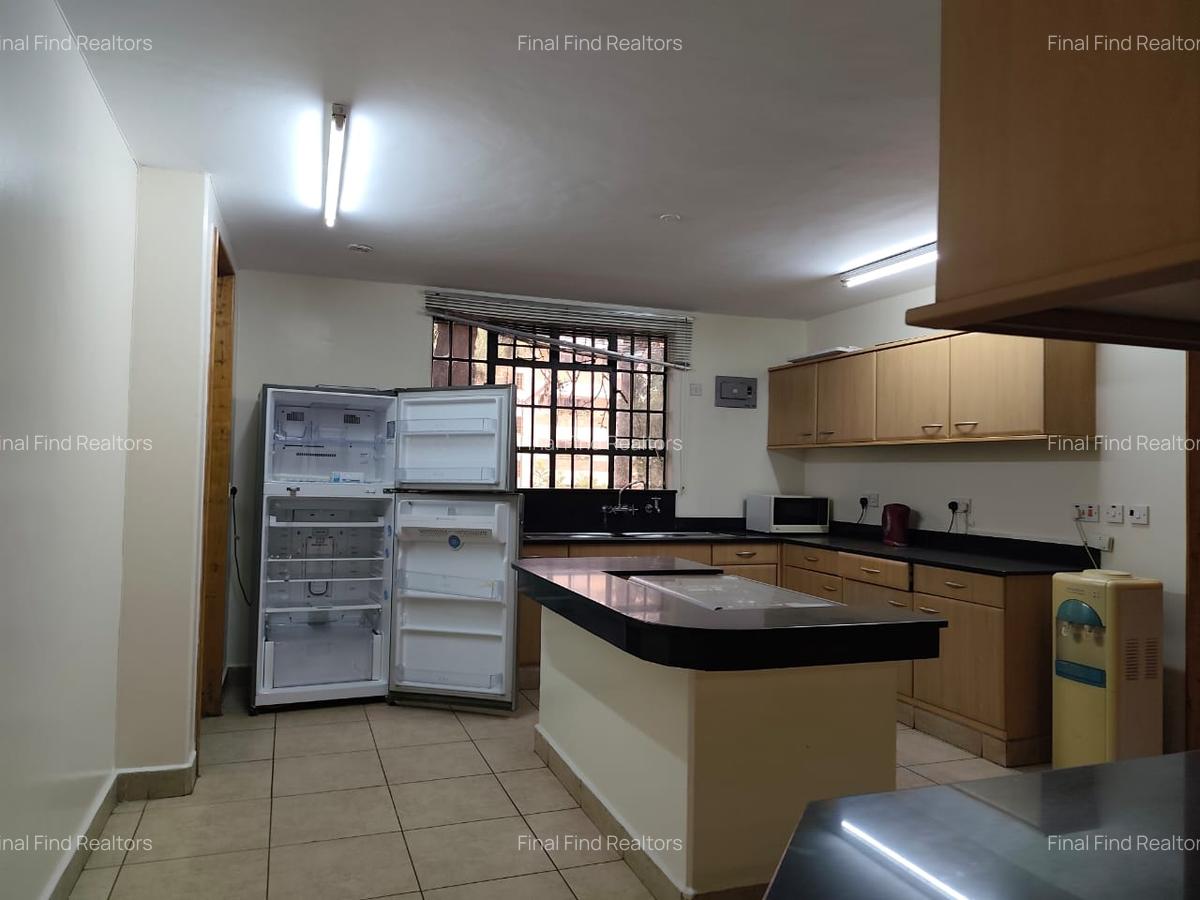 Serviced 3 Bed Apartment with Backup Generator in Brookside - 11