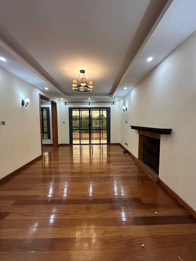 7 Bed Villa with En Suite at Nyari - 11
