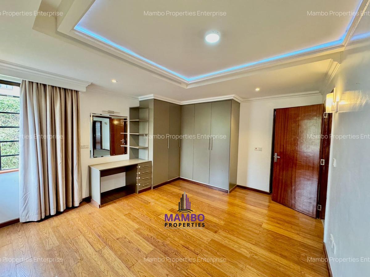 4 Bed Townhouse with En Suite at Westlands - 15