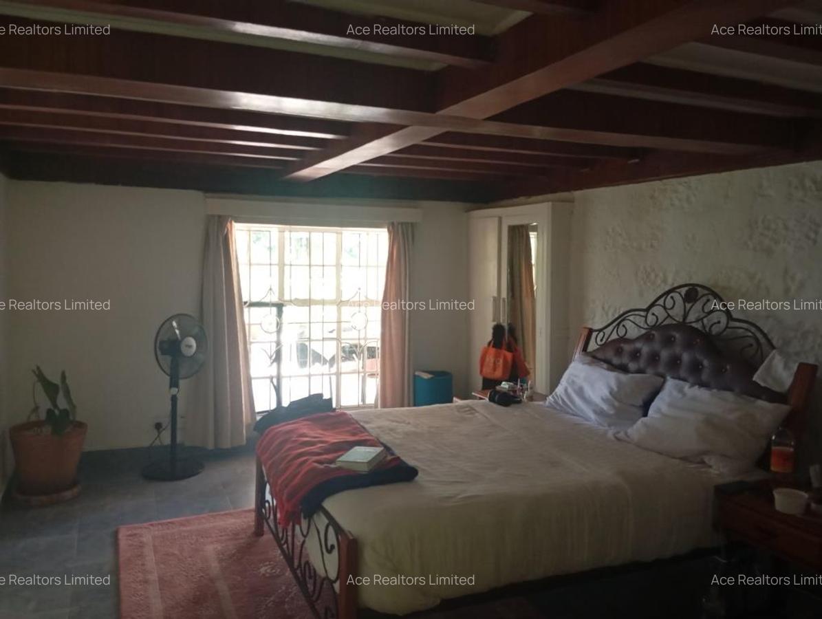 6 Bed House with En Suite at Near Muthaiga Golf Club Nairobi - 17