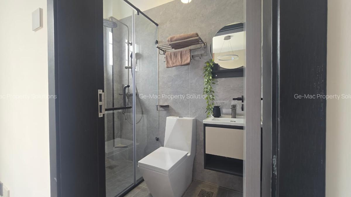 2 Bed Apartment with En Suite in Lavington - 11