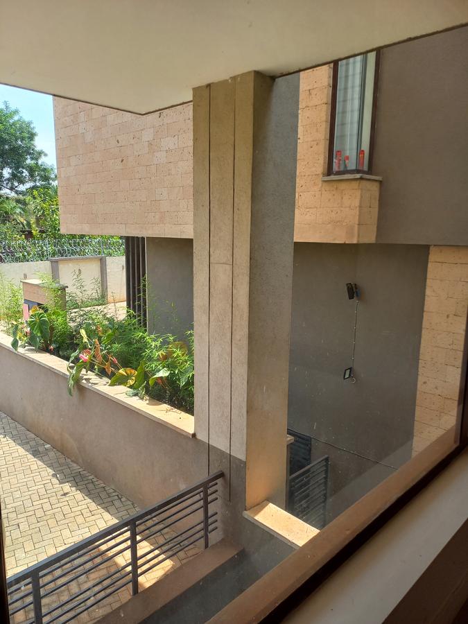 4 Bed Townhouse with En Suite in Lavington - 1