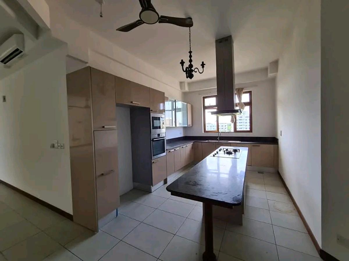 3 Bed Apartment with En Suite at Mwamba Drive - 14