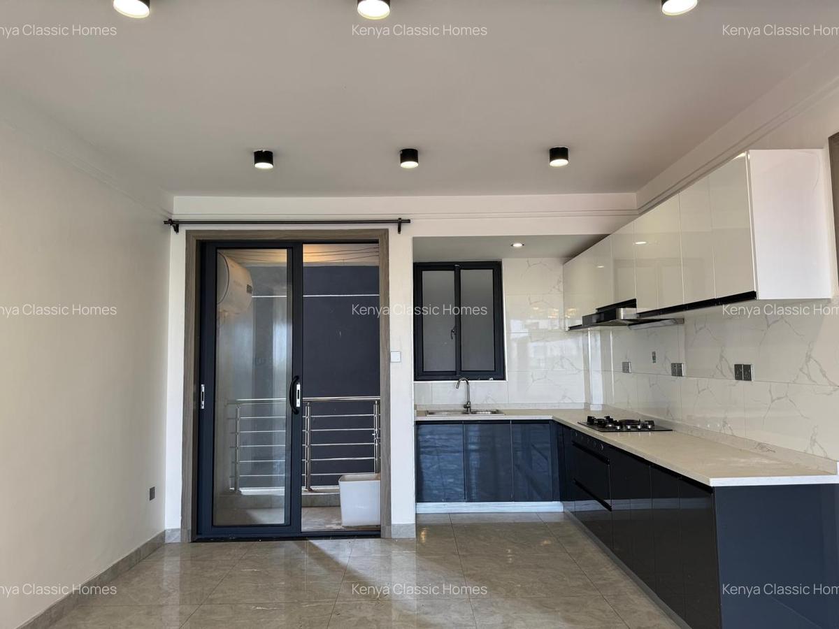 2 Bed Apartment with En Suite in Kilimani - 4