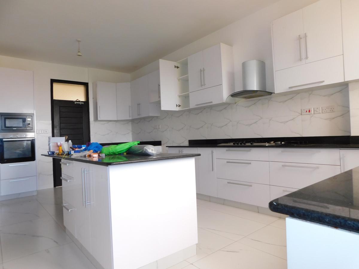 4 Bed Apartment at Nyali - 15