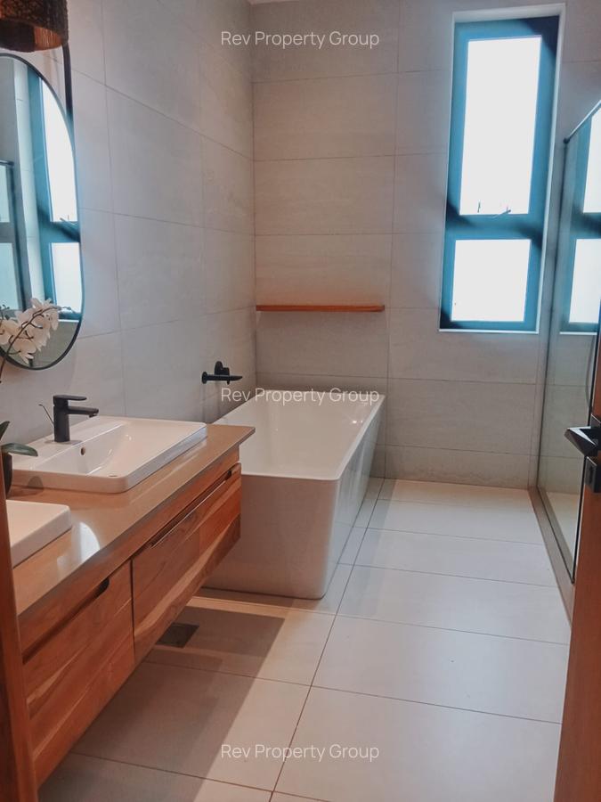 4 Bed Apartment with En Suite in Loresho - 12