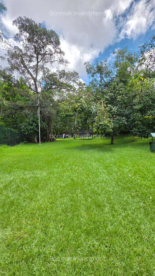 4 Bed Townhouse with En Suite at Lavington Green. - 9