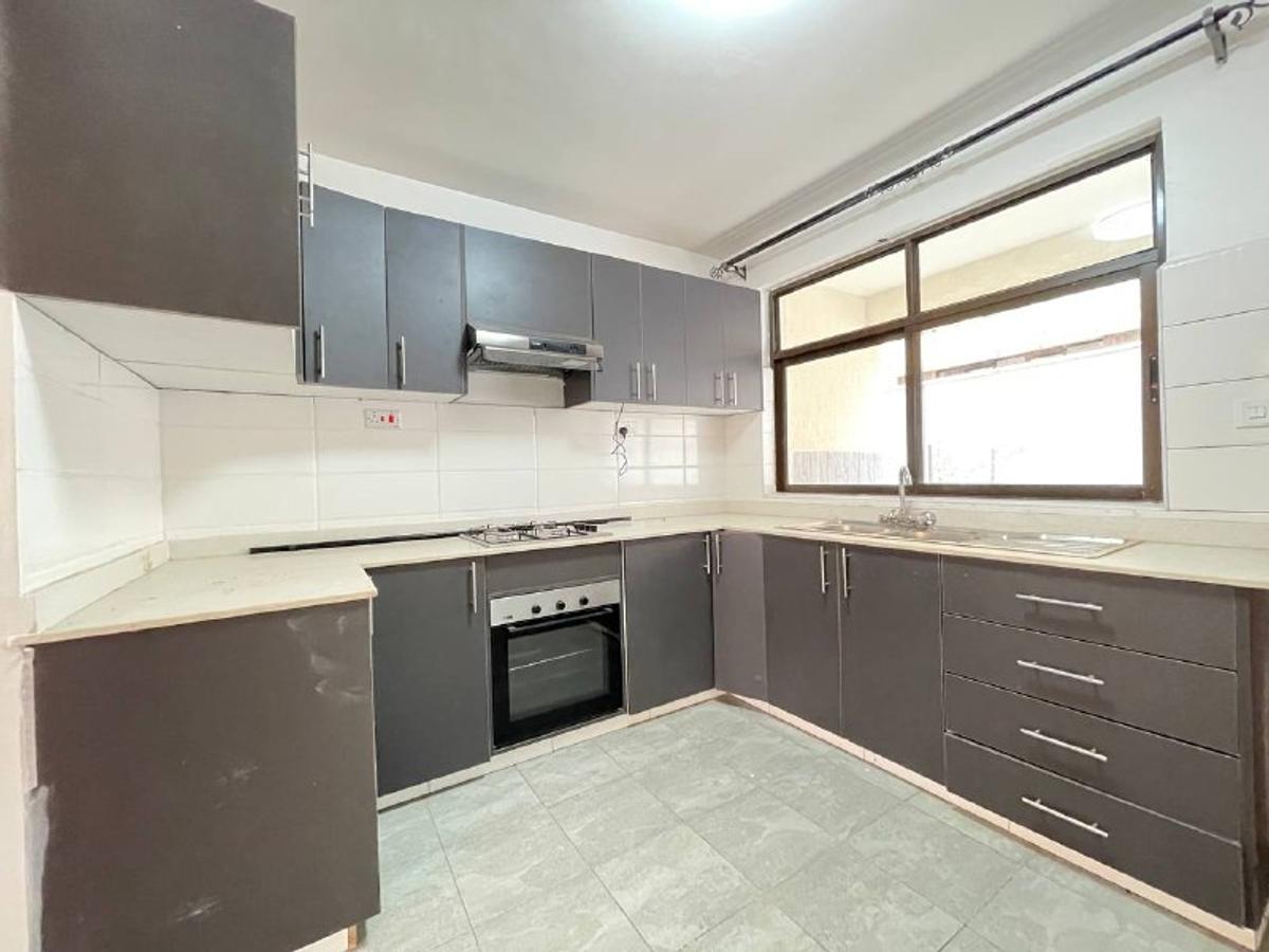 4 Bed Apartment with En Suite in Kitisuru - 6