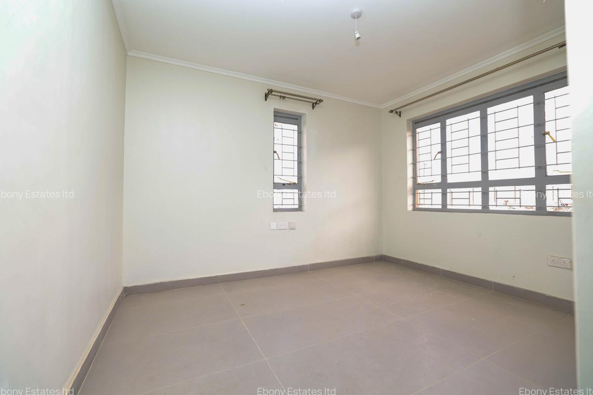 Serviced 2 Bed Apartment with En Suite at Enkasiti Kimalat - 5
