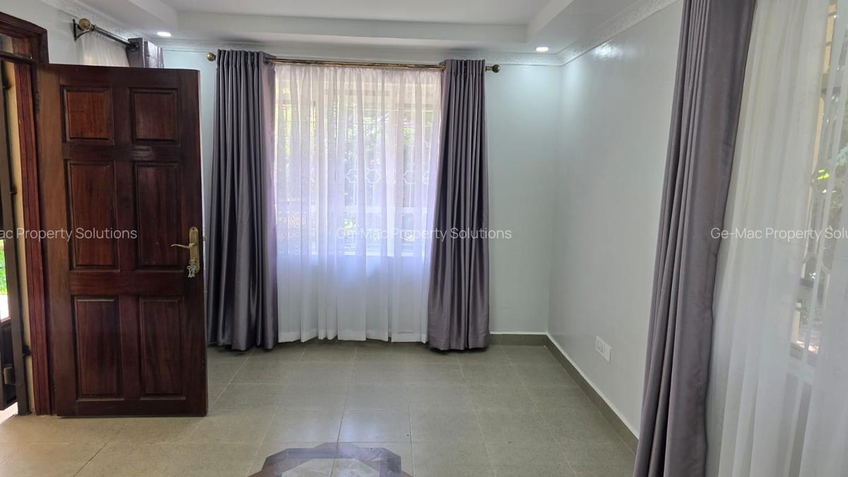 2 Bed House with En Suite in Runda - 2