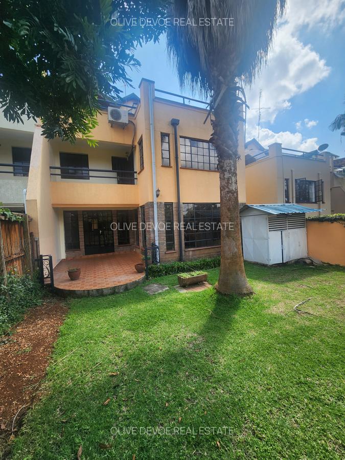 6 Bed Townhouse with En Suite in Lavington - 11