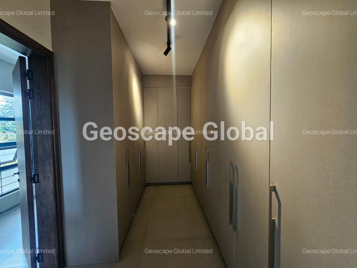 4 Bed House with En Suite in Loresho - 9